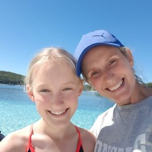 Meet your Posher, Brenna